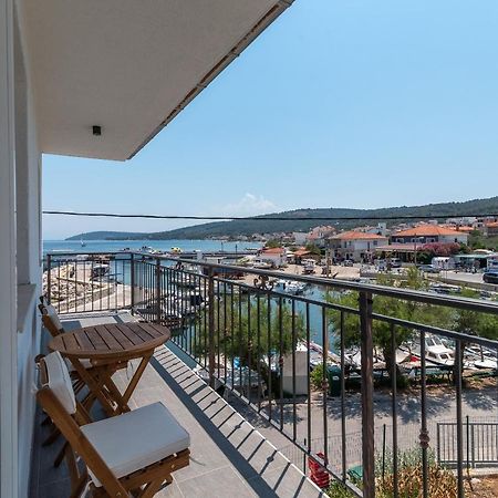 Beach Apartman Marela Slatine Esterno foto