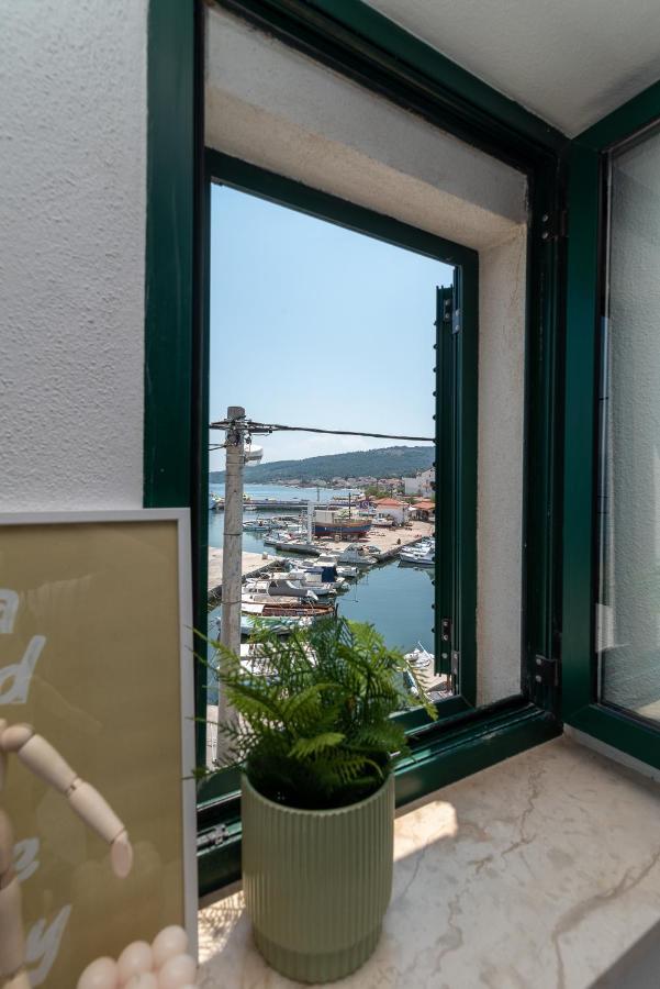 Beach Apartman Marela Slatine Esterno foto