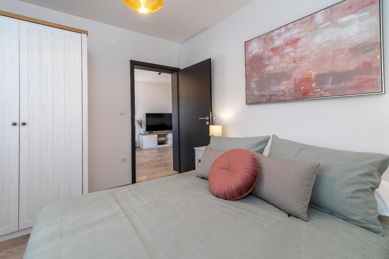 Beach Apartman Marela Slatine Esterno foto