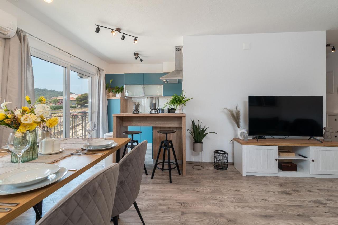 Beach Apartman Marela Slatine Esterno foto