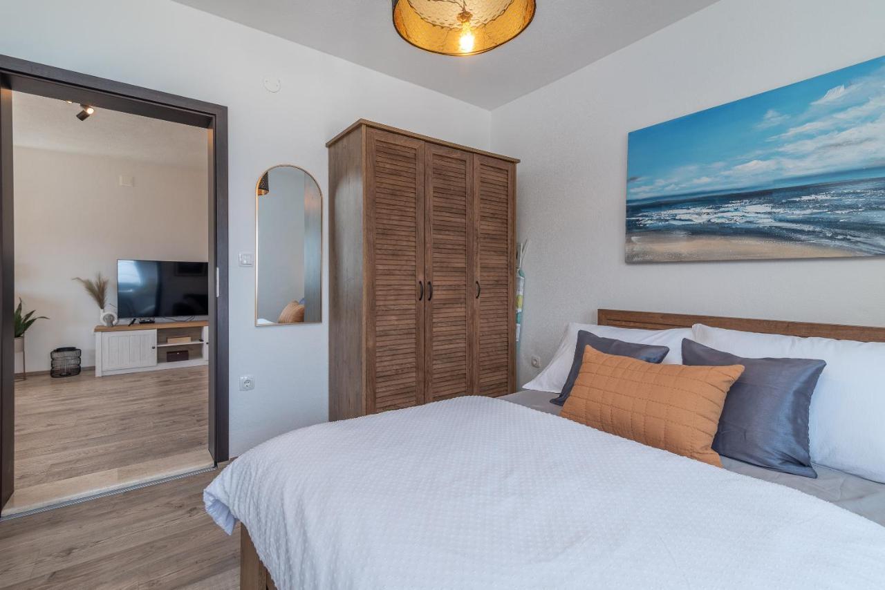 Beach Apartman Marela Slatine Esterno foto