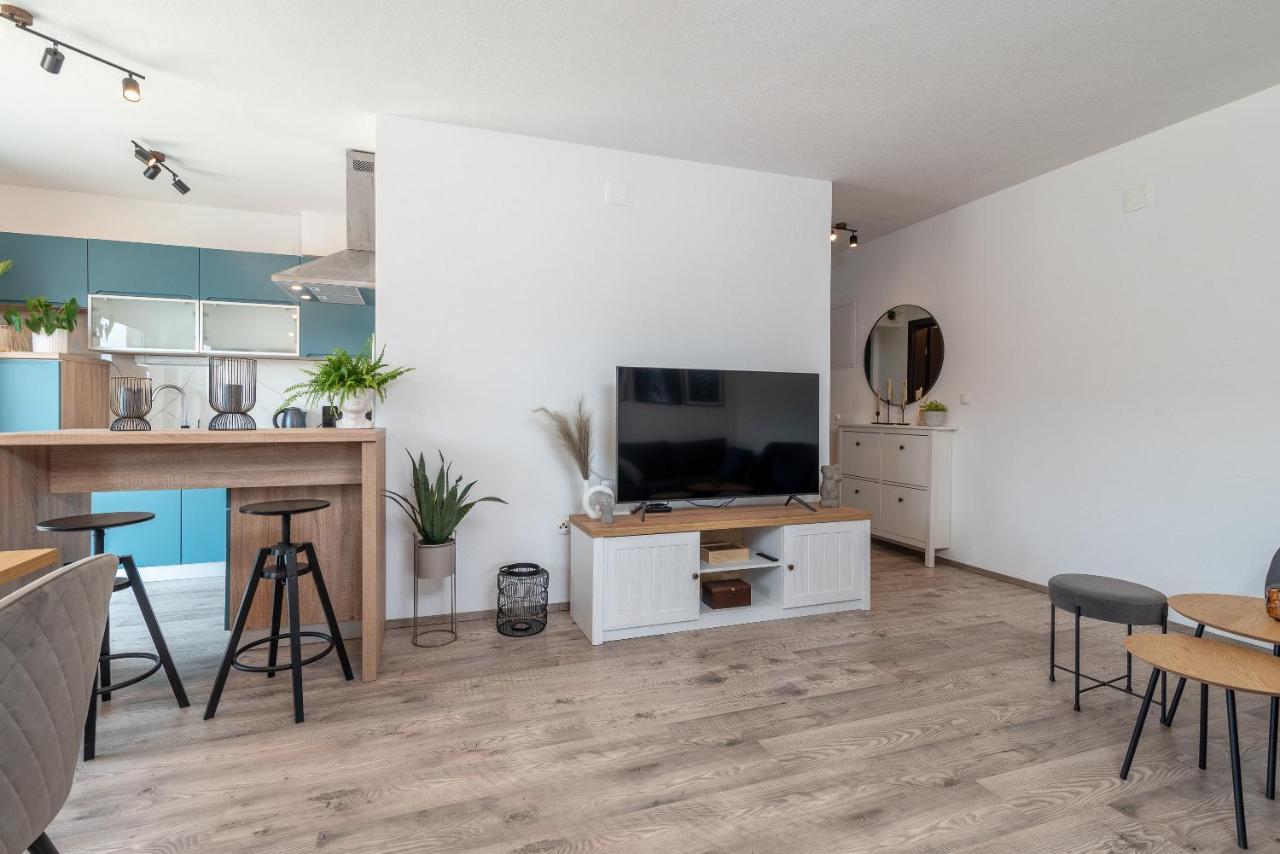 Beach Apartman Marela Slatine Esterno foto